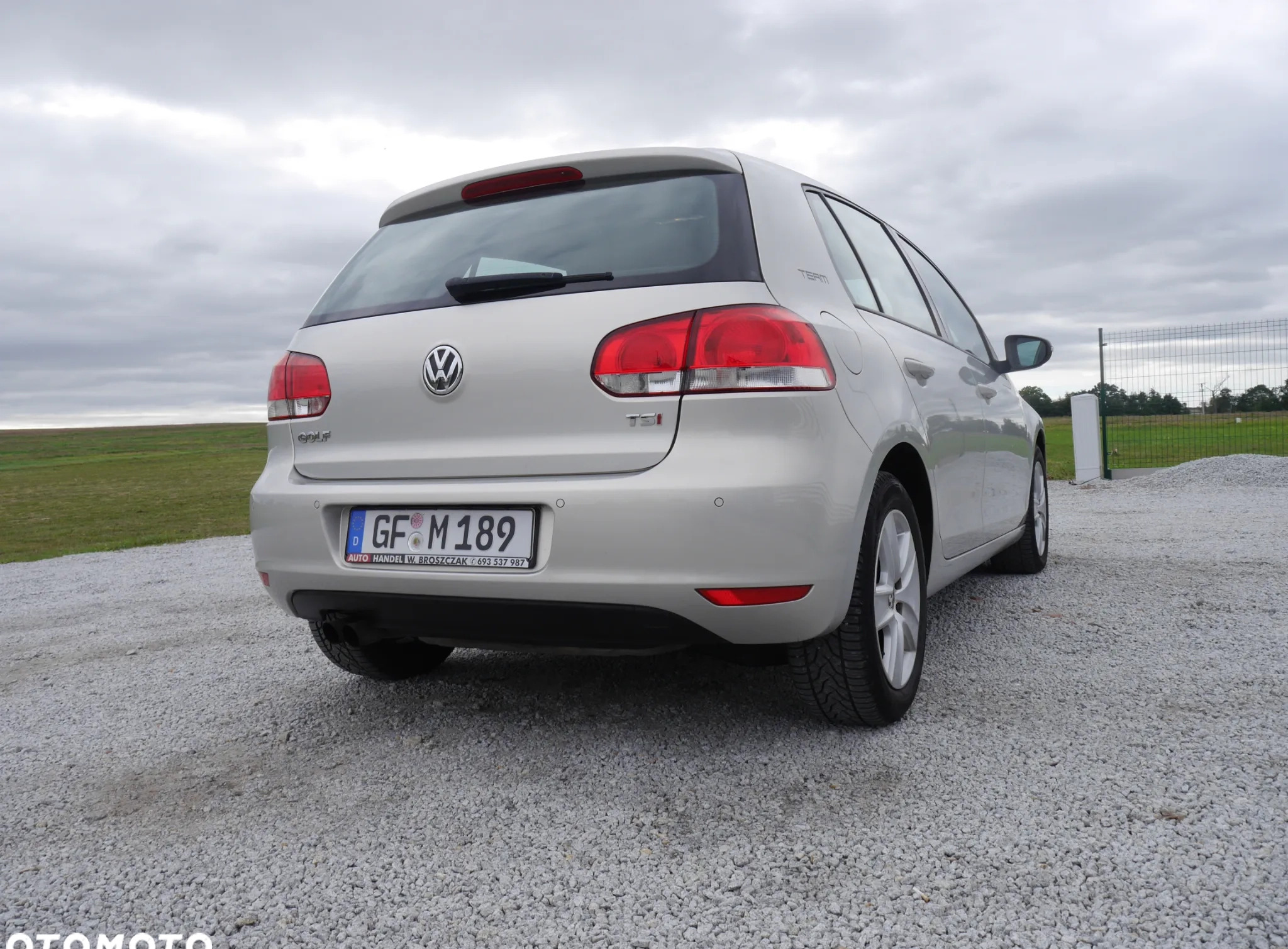 Volkswagen Golf cena 22800 przebieg: 229874, rok produkcji 2009 z Grabów nad Prosną małe 277